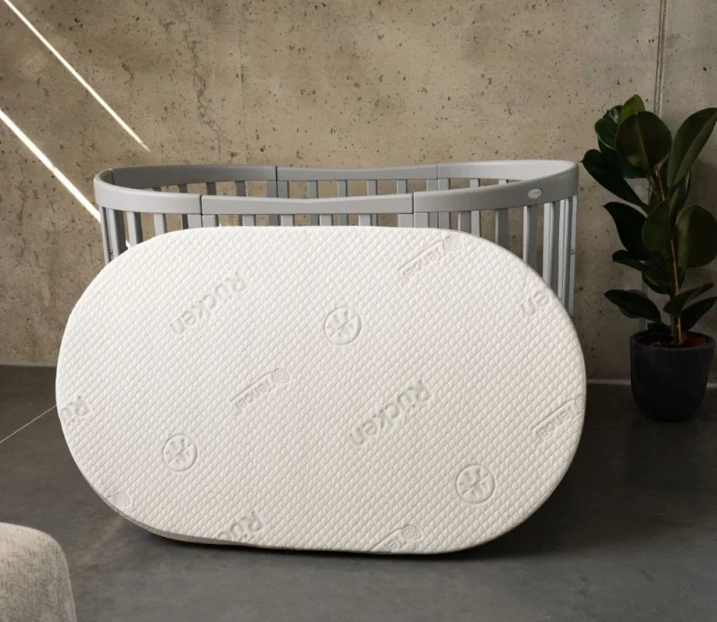 Materac lateksowy do okrągłego łóżeczka